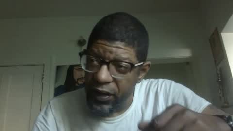 Snapshot of arteblazze chatting on 09.12.25 Arteblazze not daddy boy bitch or nigga online show from 09.12.25