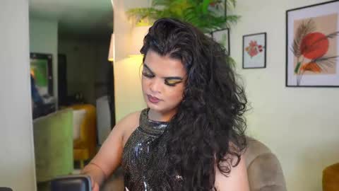 Chloe  online show from 02.27.25