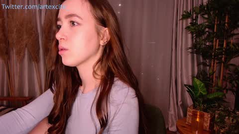 Lina online show from 01.27.25