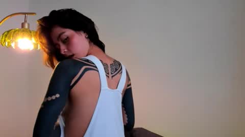 Linda  independent model artgeea online show from 12.19.25