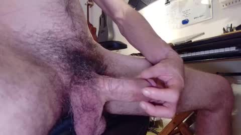 Snapshot of arthturvandalay chatting on 11.05.25 arthturvandalay online show from 11.05.25