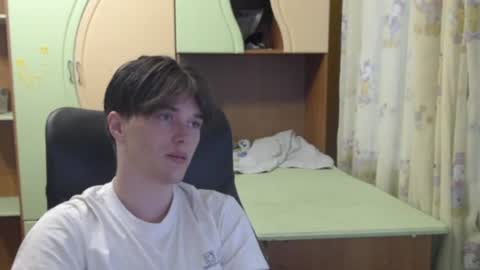 Snapshot of arthur__king chatting on 06.17.26 Arthur online show from 06.17.26