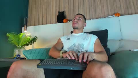 Arthur online show from 10.19.25