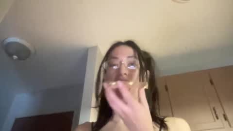 Audrey online show from 12.04.24