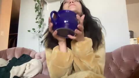Audrey online show from 12.25.24