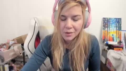 MIA online show from 12.03.25