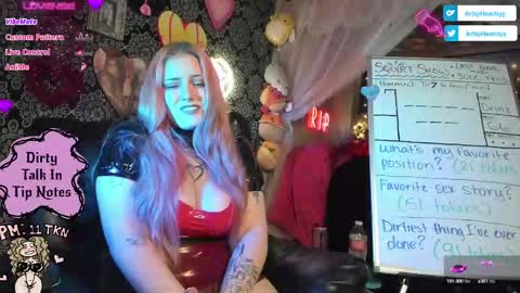 ArtsyHeartsyy online show from 09.30.25