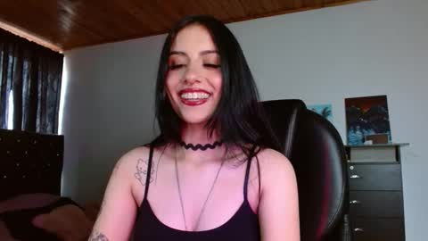 Snapshot of ary_pieerce chatting on 09.09.25 Independent Model online show from 09.09.25