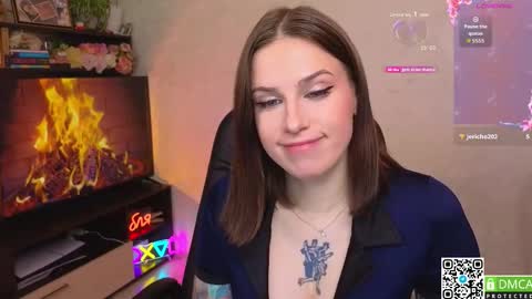 Snapshot of arya_deepthroat_queen chatting on 10.15.25 Arya  Fn  Talented Arya   online show from 10.15.25