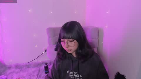 Snapshot of arya_line chatting on 05.03.26 Arys online show from 05.03.26