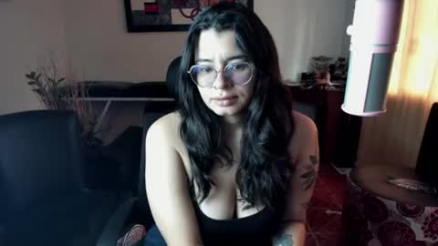 Snapshot of arya_miller chatting on 07.24.26 Arya Miller online show from 07.24.26