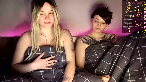 Snapshot of arya_stark7 chatting on 12.27.24 Arya brunett and Cassie blond online show from 12.27.24