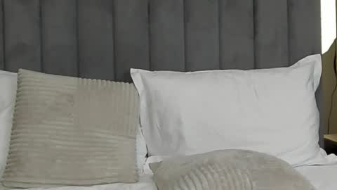 AryaTessa online show from 02.28.25