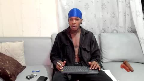 Snapshot of asaapr chatting on 01.04.25 Asaap online show from 01.04.25