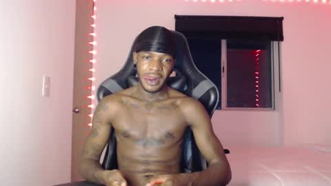 Snapshot of asaapr chatting on 01.19.25 Asaap online show from 01.19.25