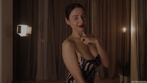 Snapshot of asensse chatting on 01.15.25 Call me Ann online show from 01.15.25