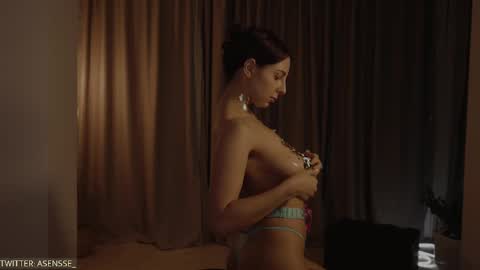 Snapshot of asensse chatting on 02.23.25 Call me Ann online show from 02.23.25