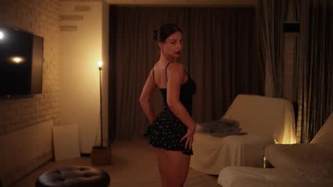 Snapshot of asensse chatting on 09.12.25 Call me Ann online show from 09.12.25