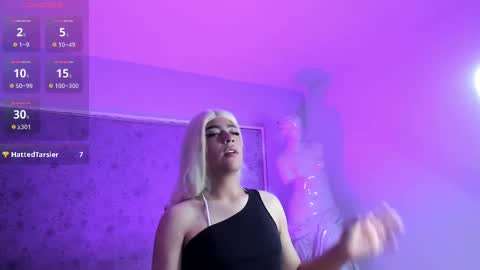 Ash Monroee  online show from 10.03.25