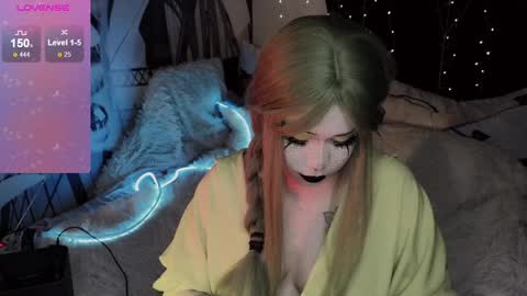 Sasha next stream December 4st  at  0000- 0030 am German time online show from 01.22.25