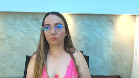 Asley Bennet online show from 10.15.25