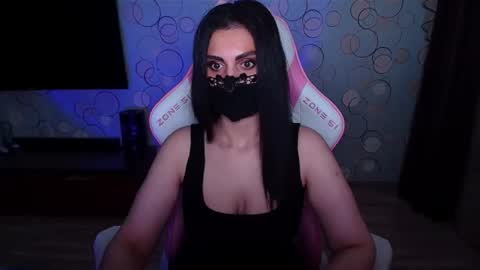Snapshot of ashley__cooper__ chatting on 05.20.26 Yasmina online show from 05.20.26