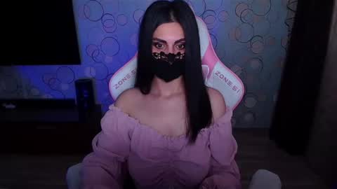 Snapshot of ashley__cooper__ chatting on 05.27.26 Yasmina online show from 05.27.26