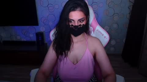 Snapshot of ashley__cooper__ chatting on 06.23.26 Yasmina online show from 06.23.26