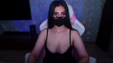 Snapshot of ashley__cooper__ chatting on 06.28.26 Yasmina online show from 06.28.26