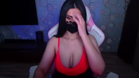 Snapshot of ashley__cooper__ chatting on 06.29.26 Yasmina online show from 06.29.26