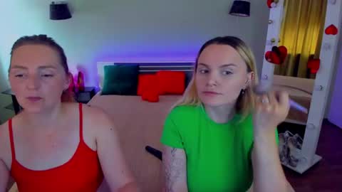 Snapshot of ashley_crashly chatting on 06.27.26 Alina online show from 06.27.26