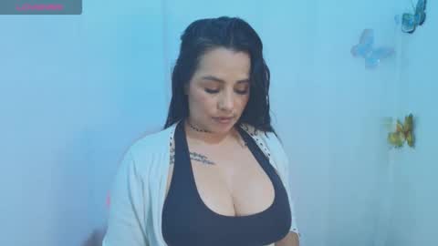 Snapshot of ashley_joyx_ chatting on 06.11.26 ashley_joyx_ online show from 06.11.26