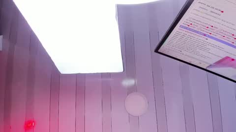 Snapshot of ashley_kim2 chatting on 12.21.24 ASHLEY online show from 12.21.24