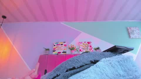 Snapshot of ashley_kim2 chatting on 12.30.24 ASHLEY online show from 12.30.24