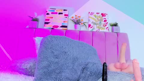 Snapshot of ashley_kim2 chatting on 01.11.25 ASHLEY online show from 01.11.25