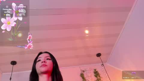 Snapshot of ashley_kim2 chatting on 02.24.25 ASHLEY online show from 02.24.25