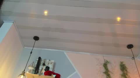 Snapshot of ashley_kim2 chatting on 03.11.25 ASHLEY online show from 03.11.25