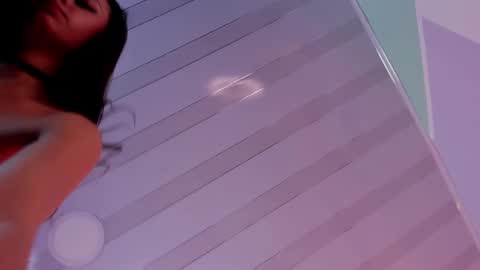 Snapshot of ashley_kim2 chatting on 03.12.25 ASHLEY online show from 03.12.25