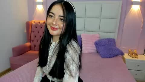 Snapshot of ashley_petit chatting on 05.31.26 ashley_petit online show from 05.31.26