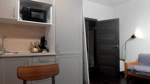  Follow me for free hot content online show from 02.21.26