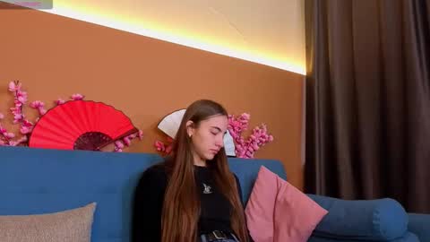 Snapshot of ashley_tempt chatting on 11.10.25 Ashle online show from 11.10.25