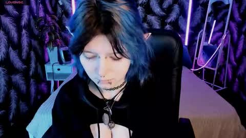 Snapshot of ashley_veil chatting on 02.19.26 Ashley online show from 02.19.26