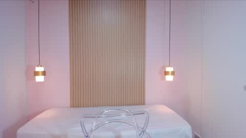 ashleycooper5 online show from 11.29.25