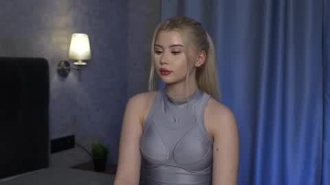 Snapshot of ashleykushh chatting on 12.02.25 Ashley online show from 12.02.25