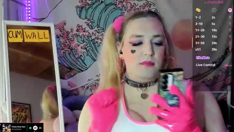 AshleyQT online show from 10.07.25