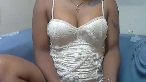 ashleyqueen X online show from 11.18.25