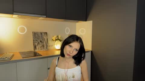 Ashley online show from 11.03.25