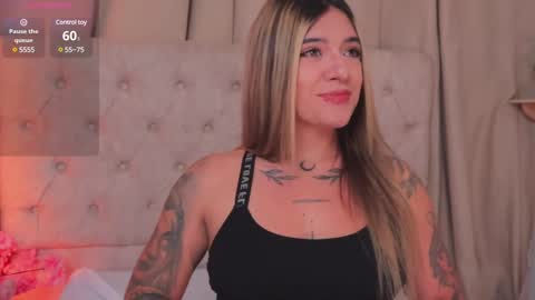 Ashley Lauren online show from 03.03.25