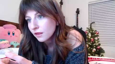 Ashley Love online show from 12.21.25
