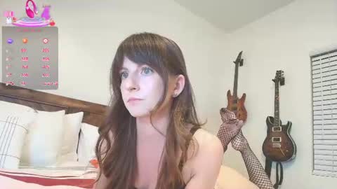 Snapshot of ashleyyylove13 chatting on 06.22.26 Ashley Love online show from 06.22.26